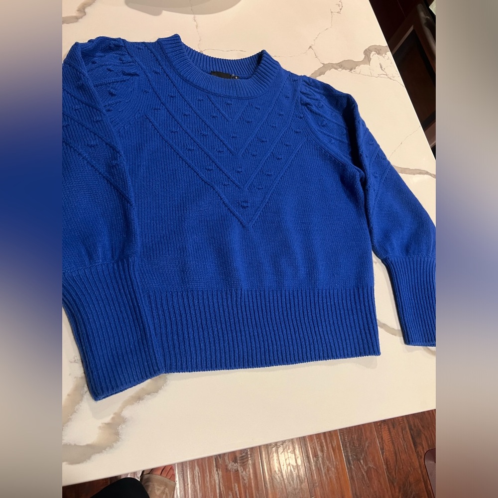 Cliche sweater